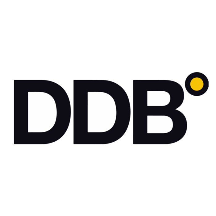 DDB 700 x700